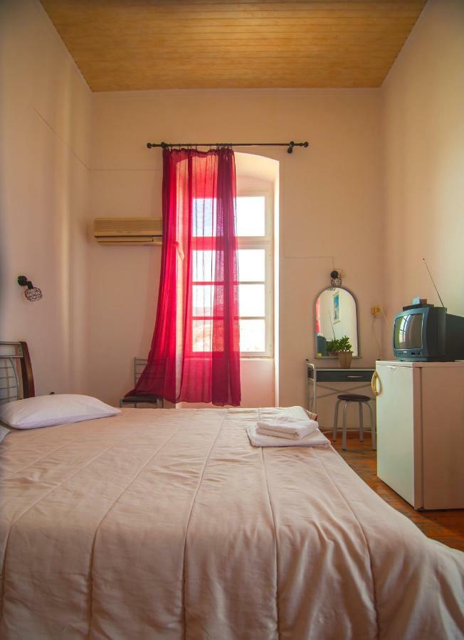 Kymata Hotel Ermoupoli Bagian luar foto